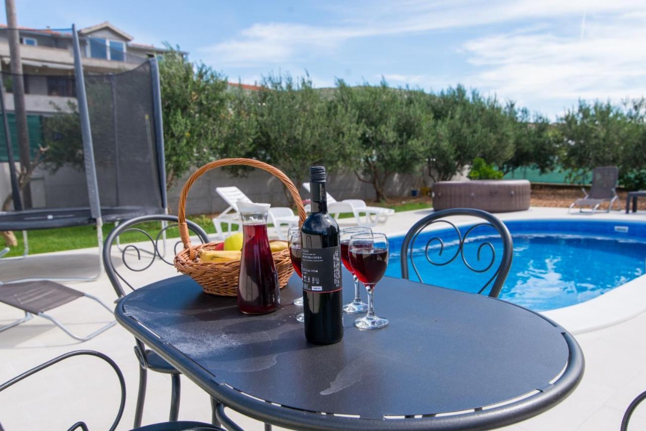 Villa Initium,Heated Pool All Season Trogir Kültér fotó