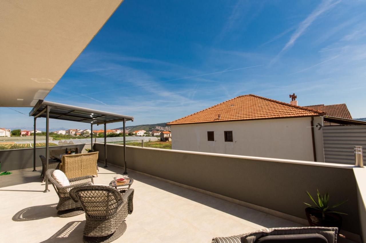 Villa Initium,Heated Pool All Season Trogir Kültér fotó