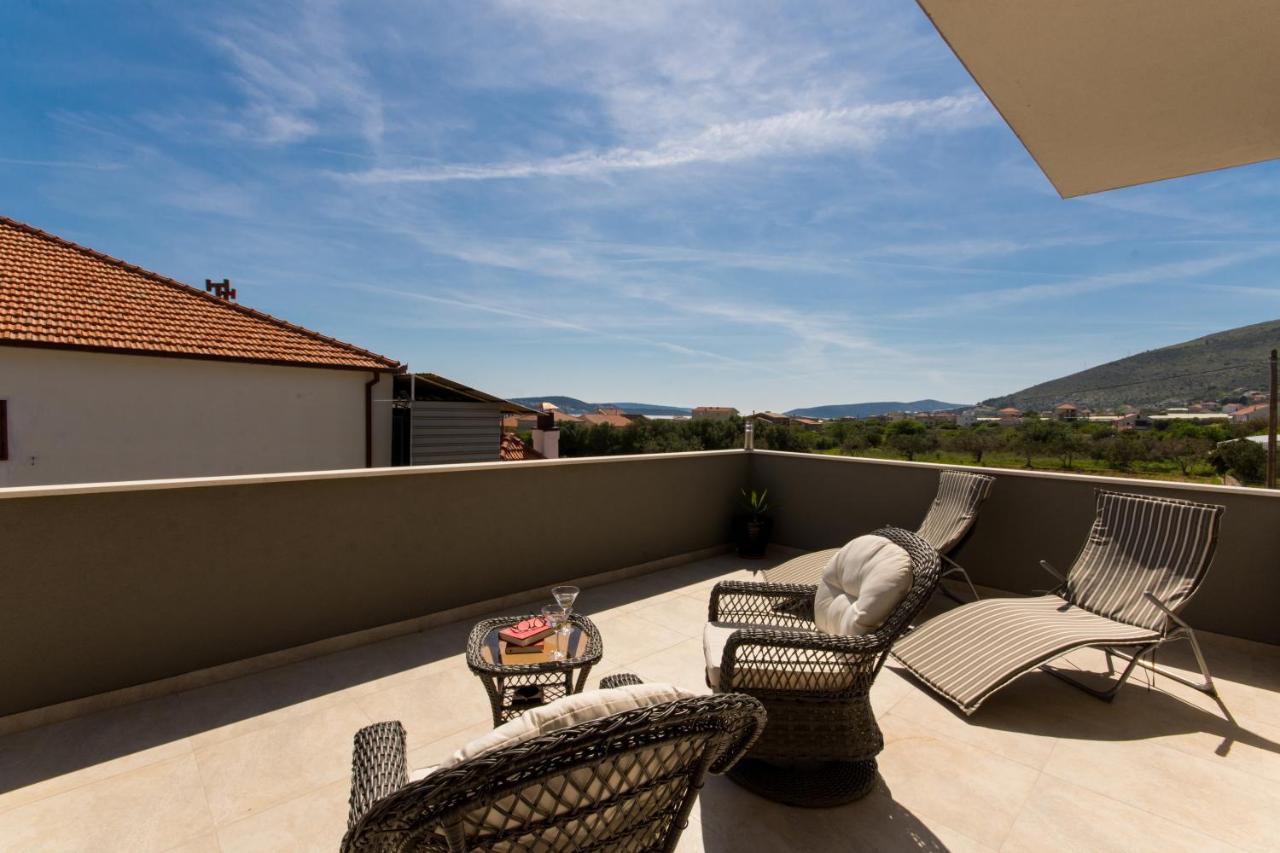 Villa Initium,Heated Pool All Season Trogir Kültér fotó